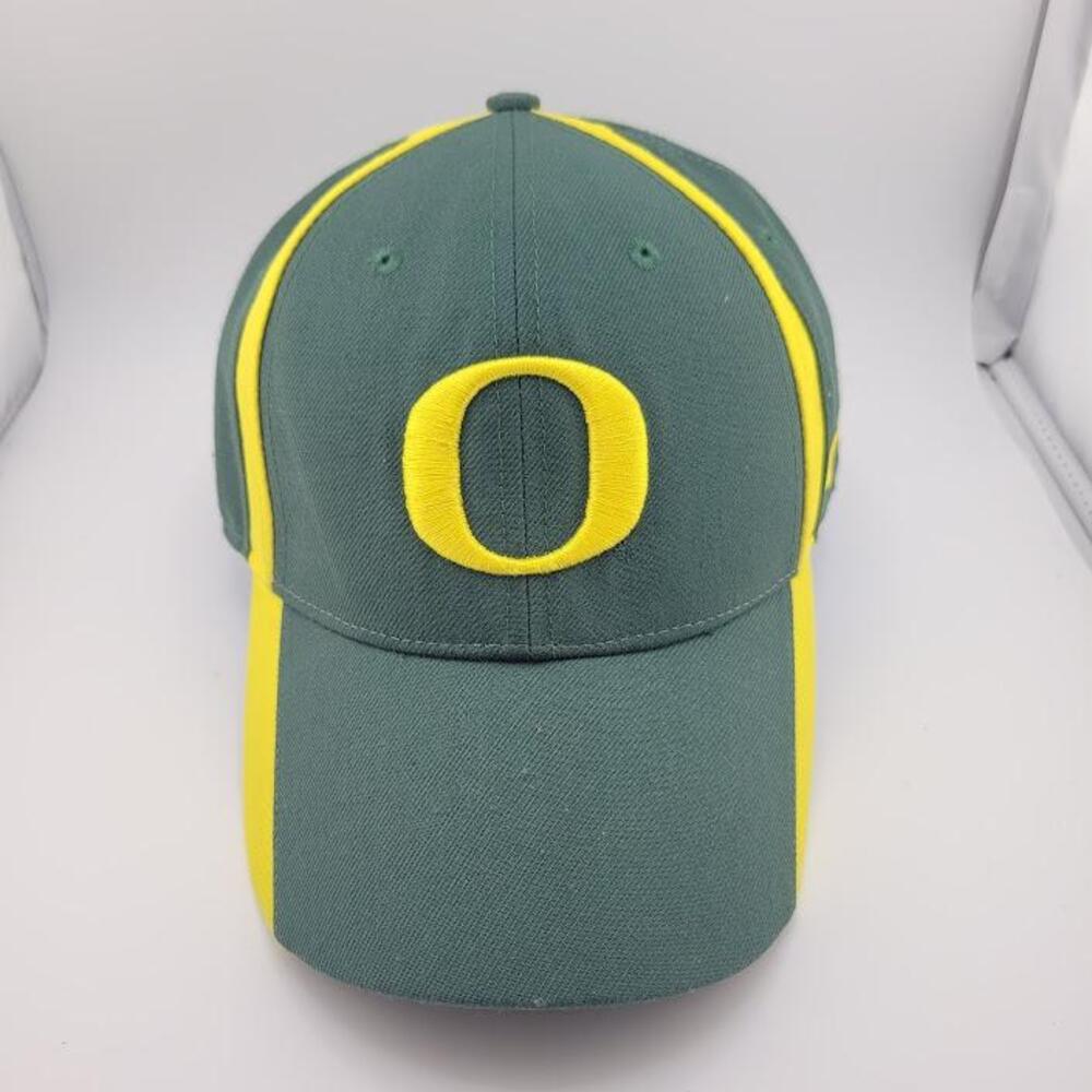 Oregon Ducks Hat Cap Strap Back Mens One Size NCAA Football Dri-FIT Nike